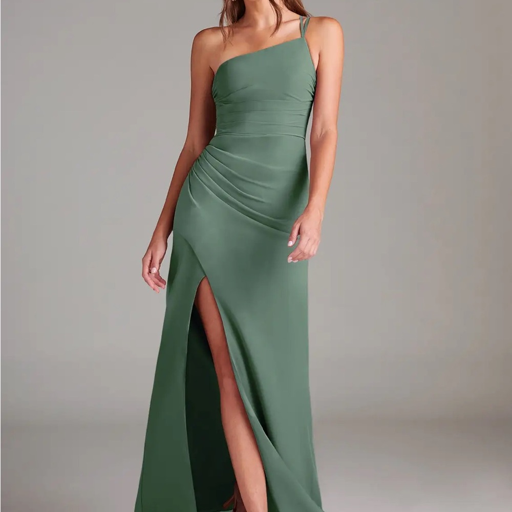 Azazie Green Bridesmaid dress